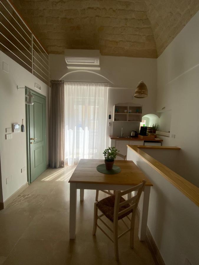 A Casa Del Console Apartment มันเฟรโดเนีย ภายนอก รูปภาพ