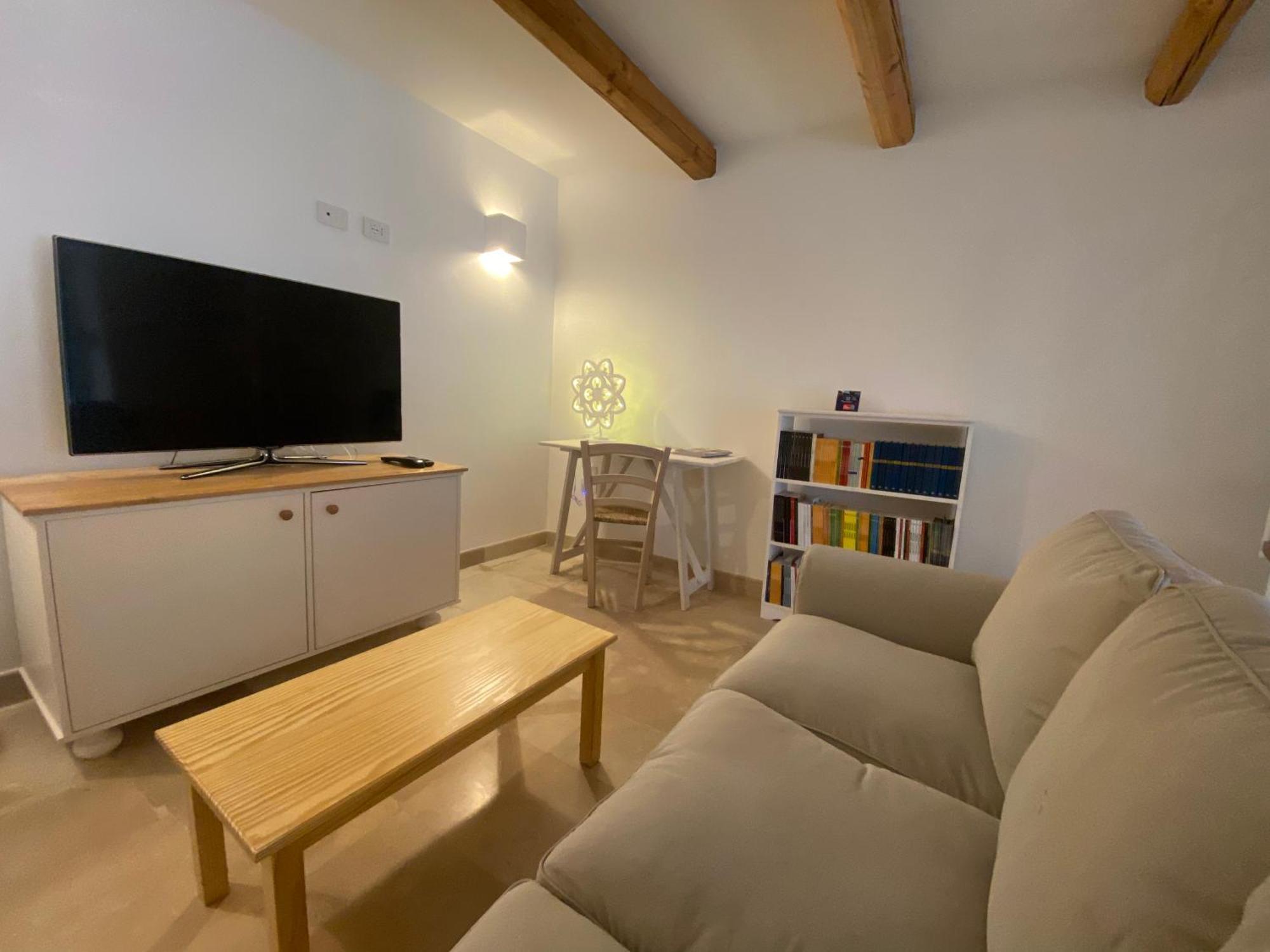 A Casa Del Console Apartment มันเฟรโดเนีย ภายนอก รูปภาพ