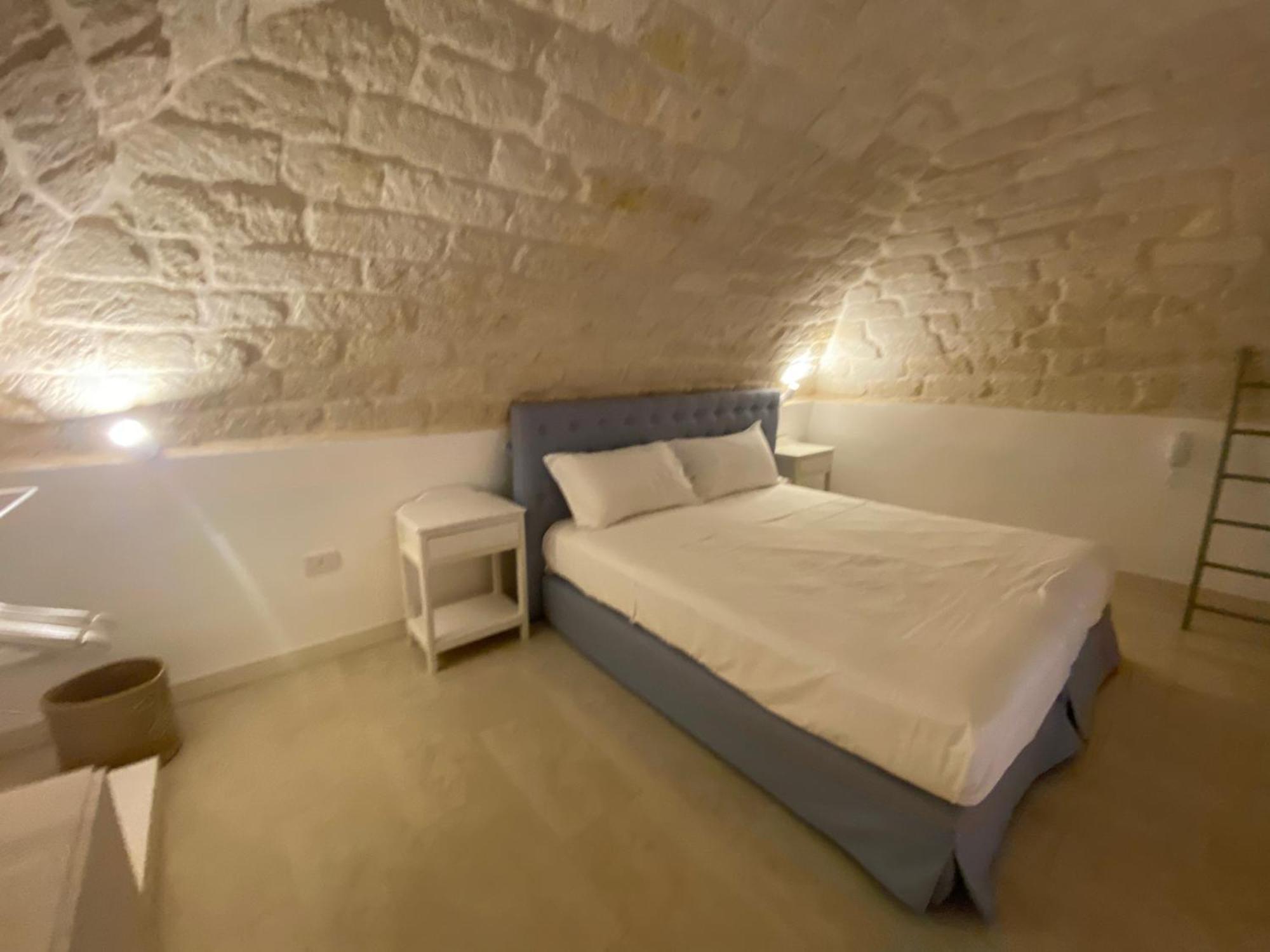 A Casa Del Console Apartment มันเฟรโดเนีย ภายนอก รูปภาพ